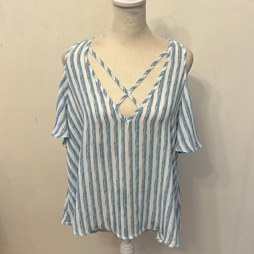 Lush blue white striped cold shoulder V neck blouse Size M EUC
